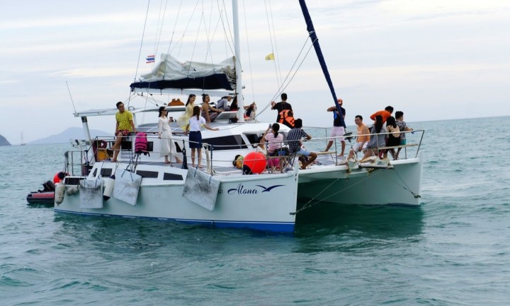 Alona Cruising Catamaran